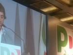 Roberto Fagnani mentre parla all'assemblea del Pd