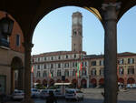 Il municipio di Forlì (foto Blaco)