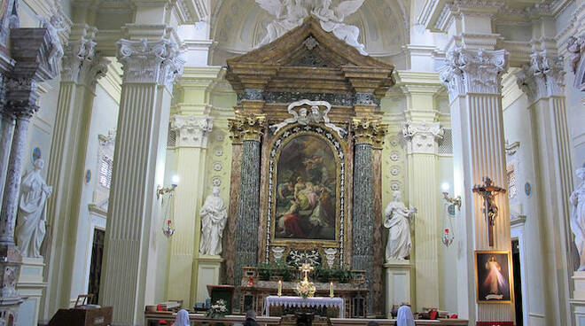 Interno della Chiesa di Santa Maria del Suffragio a Cesena - foto wikipedia