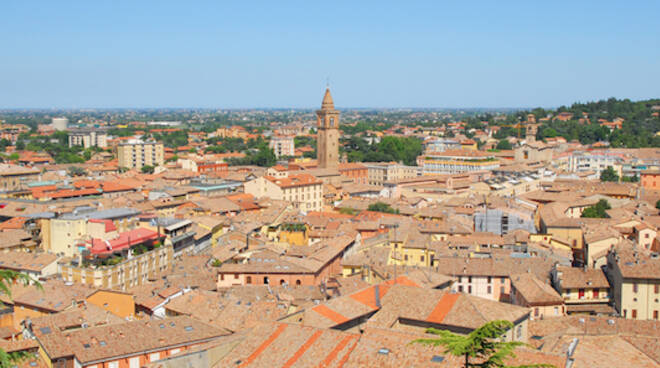 Una veduta dall'alto del centro storico di Cesena