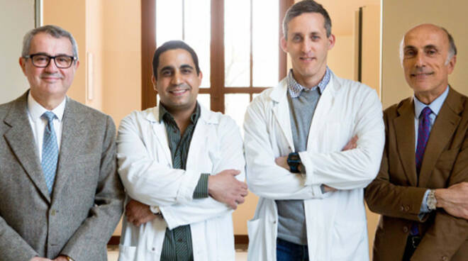 Da sinistra: il prof. Massimo Busin, i due chirurghi israeliani e il dottor Luca Zambianchi