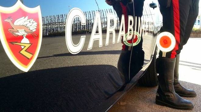 foto arma dei Carabinieri