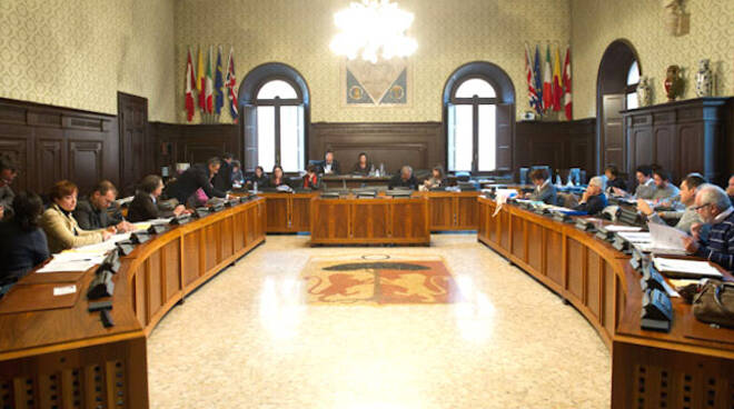 una seduta del consiglio comunale di Ravenna - foto di repertorio