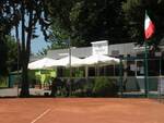 I campi del Circolo Tennis Venustas di Igea Marina dove giovedì sera si conclude il Trofeo del Gelso