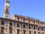 Il palazzo del Comune a Forlì (foto archivio Blaco)