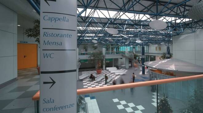 L'interno dell'ospedale Morgagni - Pierantoni di Forlì (foto d'archivio)