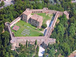 Veduta aerea della Rocca Malatestiana - foto Creative Commons - wikimedia