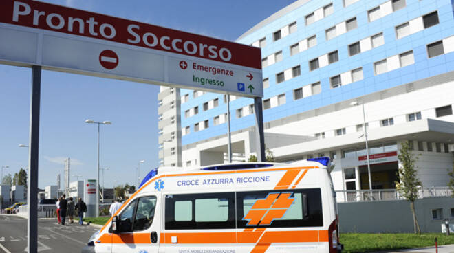 Il pronto soccorso dell'ospedale Infermi di Rimini dove è stato trasportato l'operaio feritosi a Sant'Ermete