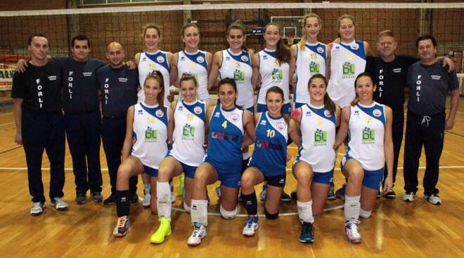 La squadra della Libertas Volley Forlì targata Bleu Line