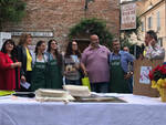 Nella foto la premiazione ai titolari del bistrot 'Ghetto Quarantasei'