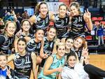 Il Volley Club Festeggia dopo la vittoria sulle patavine del Casalserugo