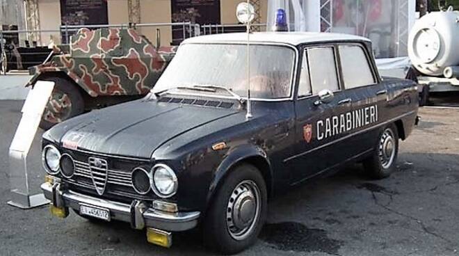 La "gazzella" Alfa Romeo Giulia super anni '70 dei carabinieri (img motorifanpage)
