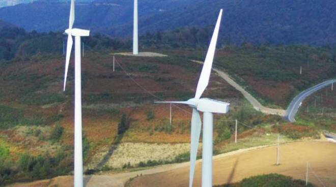 Impianti per la produzione di energia eolica (foto d'archivio)