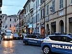 La Polizia di Stato durante controlli in via Giorgio Regnoli a Forlì