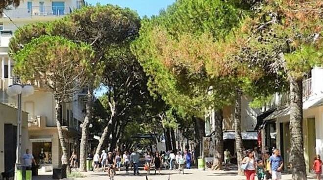 Viale Ceccarini a Riccione (immagine d'archivio)