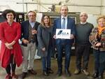 In foto l'amministrazione comunale in visita alla Gea srl