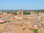Una panoramica del centro storico di Cesena (foto d'archivio)