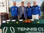 Il vice presidente Roberto Rinaldi con i tecnici Marco Mazza, Luca Gasparini e Max Sforza (beach tennis)