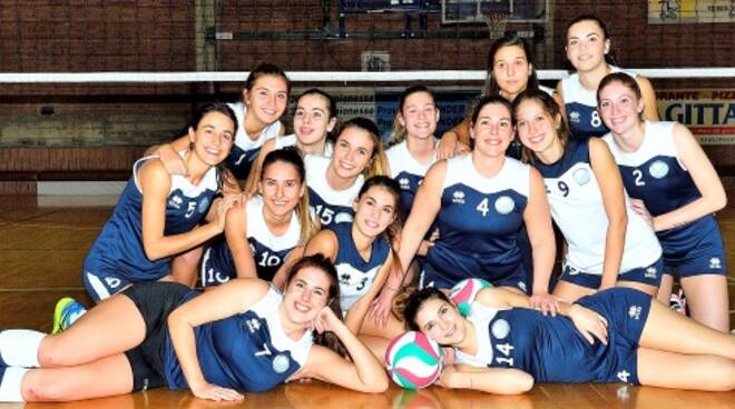 Le ragazze dell'Aics Volley Forlì ancora vincenti