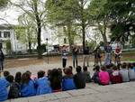 Un momento dell'iniziativa di sensibilizzazione alla scuola primaria “Pio Squadrani” di Forlì