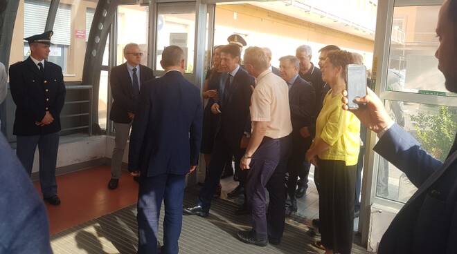 L'arrivo del presidente del consiglio Giuseppe Conte all'ospedale Bufalini di Cesena dove è ricoverato il poliziotto ferito