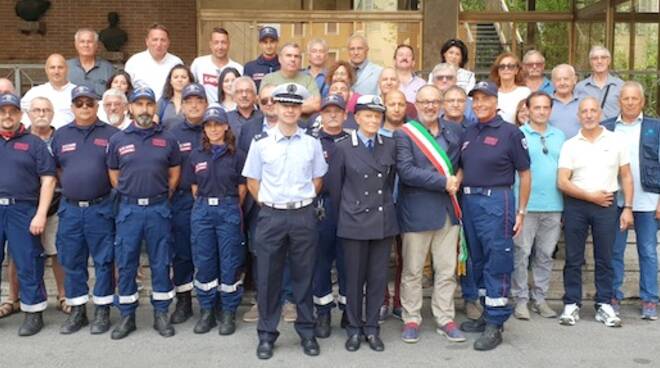 I volontari dell’Associazione Nazionale Carabinieri con il vicesindaco Eugenio Fusignani