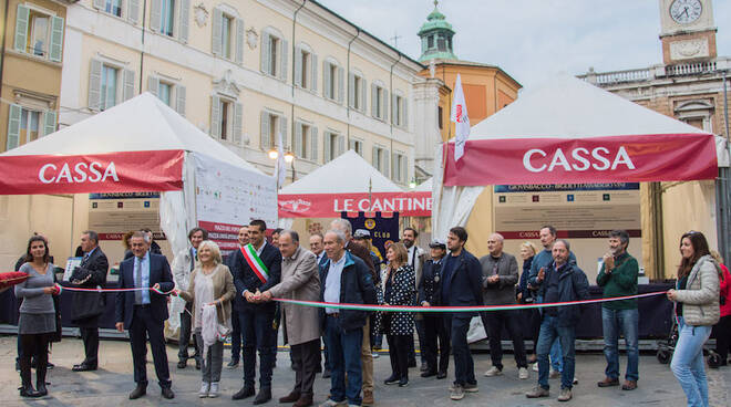 L'inaugurazione di GiovinBacco 2018 in Piazza del Popolo