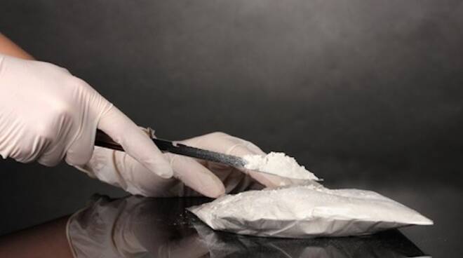 Sette dosi di cocaina sono state scoperte negli slip del 26enne (foto di archivio)