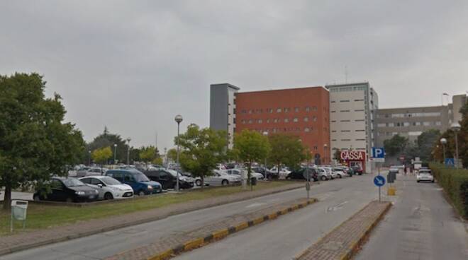 Il parcheggio dell'Ospedale di Santa Maria delle Croci