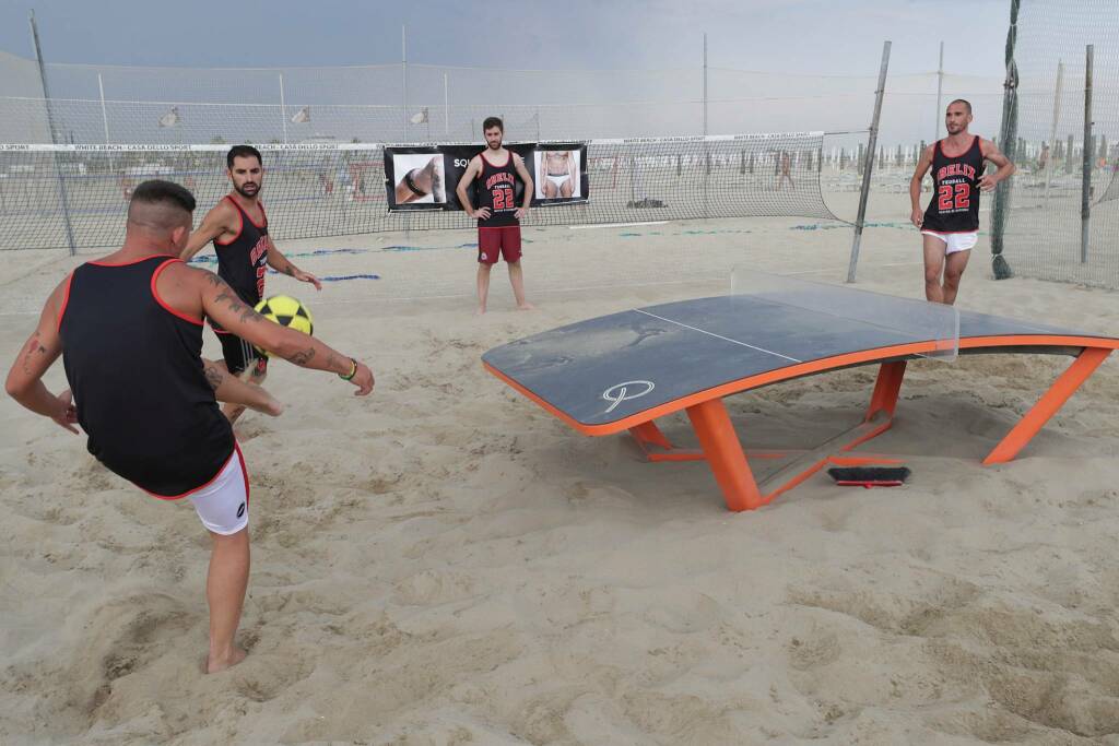Torneo di Teqball al Bagno Obelix Beach di Marina di Ravenna