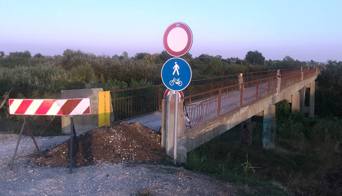 Lugo: passerelle sul fiume Santerno addio?