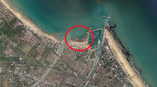 La spiaggia arretra: intervento a san Giuliano per 250.000 euro