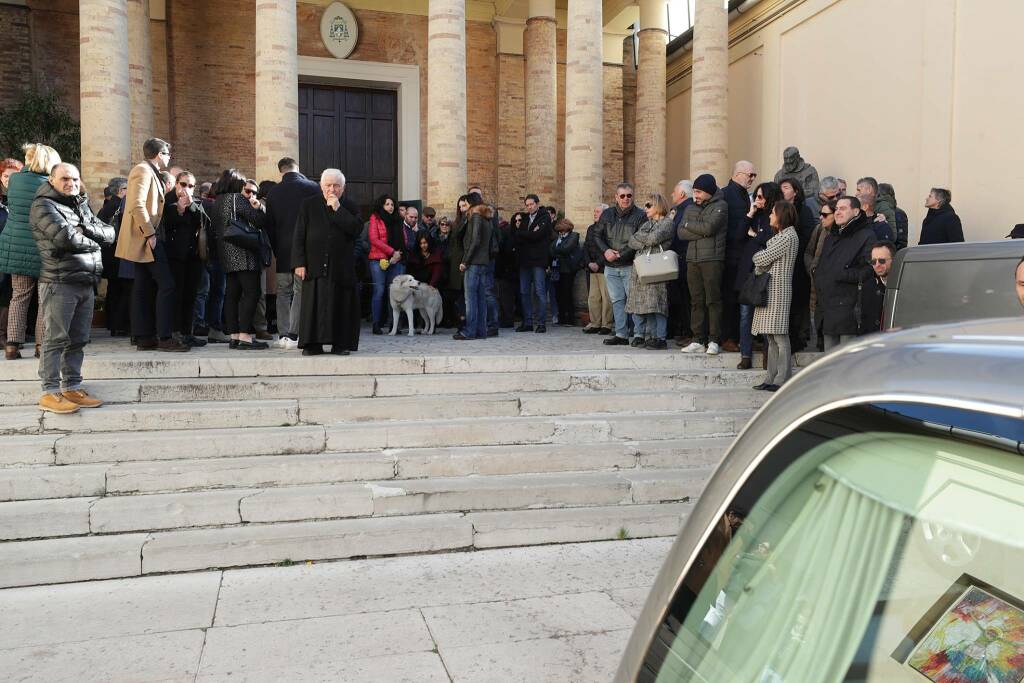 Funerale roberto cottifogli