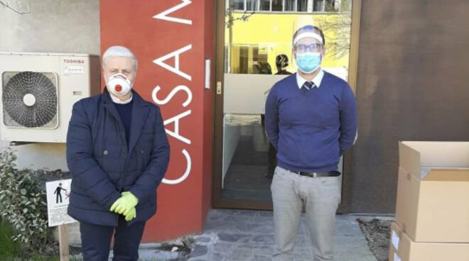 Il Rotary Club Forlì dona visiere protettive a case di riposo e alla Croce Rossa