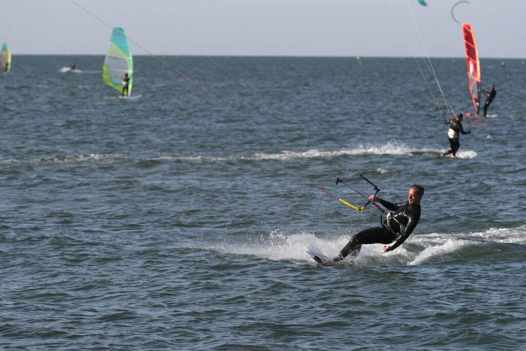 Canoe, Kite e Wind surf tornano in acqua a Punta Marina e Porto Corsini