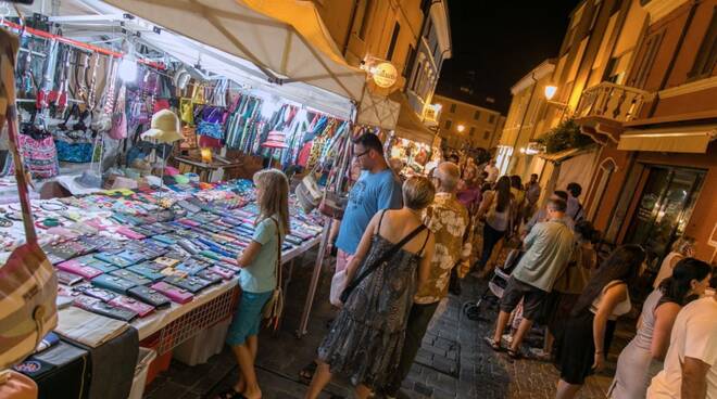 Cesenatico_mercatino