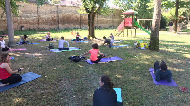 yoga al parco delle cappuccine di bagnacavallo