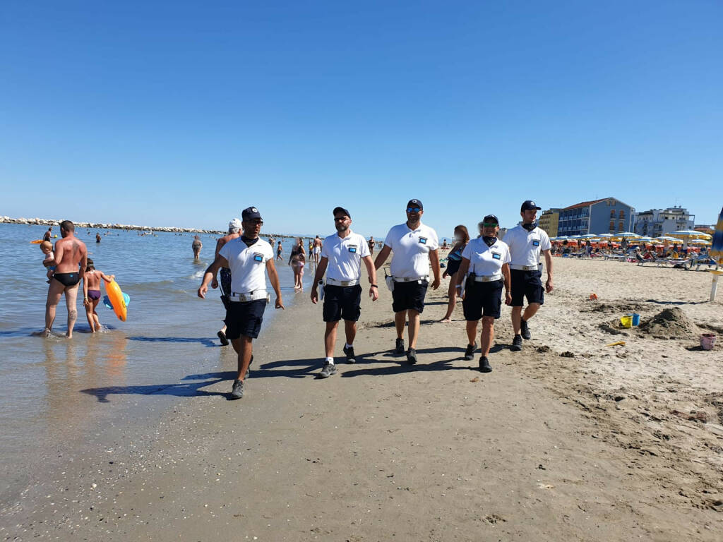 La Polizia Locale controlla le spiagge dei lidi ravennati