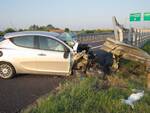 Tragedia in autostrada all'altezza di Bagnacavallo: impatta contro il guardrail, muore una ragazza
