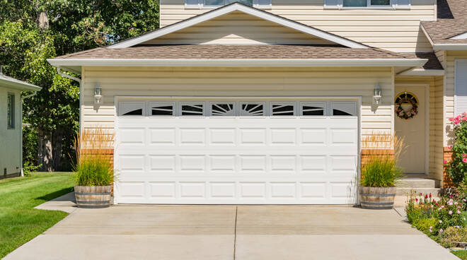 Box auto e moto da esterno: proteggere i veicoli senza un garage - Prodotti  e Consigli per Casa, Giardino e Ufficio