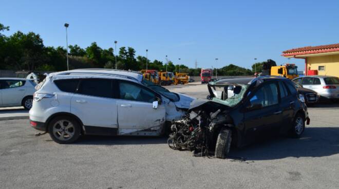 Le auto coinvolte nell'incidente