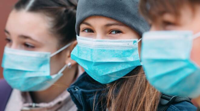 Centro per le famiglie Faenza. "Ascoltiamo gli adolescenti: scoperte,  conquiste, amori e paure in tempo di pandemia" - RavennaNotizie.it