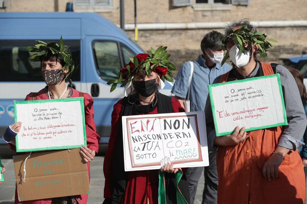 Ravenna. In piazza Kennedy la manifestazione per dire no all'impianto di stoccaggio di CO2