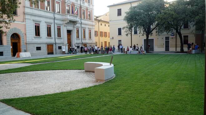 piazza savonarola. rigenerazione urbana