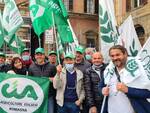 Confagricoltura e cia sit-in davanti alla prefettura di Bologna