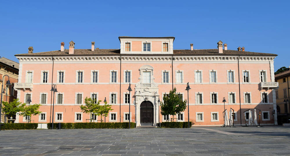 Palazzo Rasponi dalle Teste