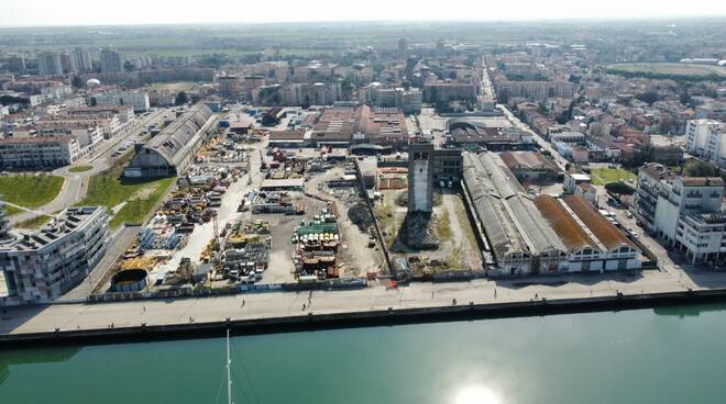 Darsena di città Sigarone (Foto Luca Rosetti)