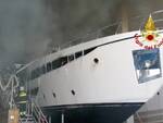 yacht in fiamme - Cattolica 