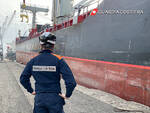 Guardia costiera- controlli su nave da carico - Nucleo di Port State Control della Capitaneria di porto di Ravenna