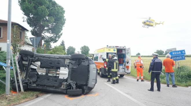 Incidente stradale Via Emilia - Via Basiago 30 maggio 2022